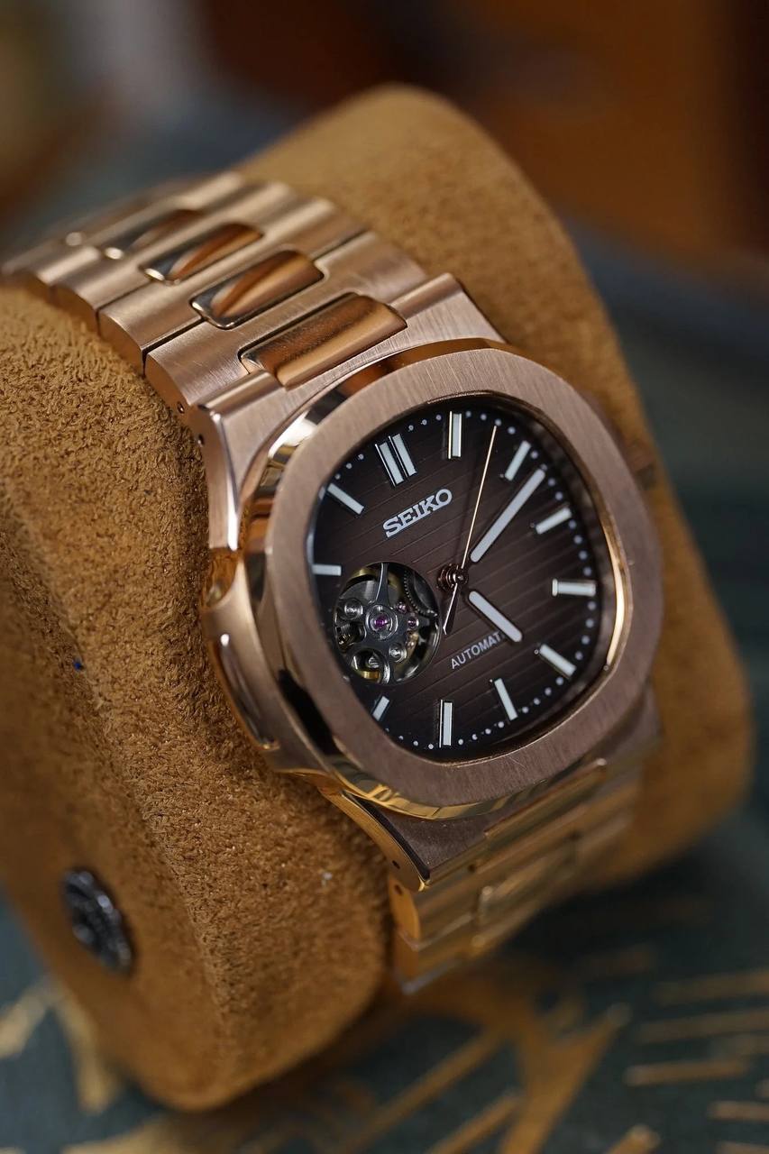 NAUTILUS CHOCOLATE ROSE GOLD OPEN HEART MOD