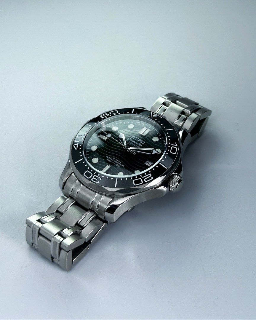SEAMASTER DARK GREEN MOD