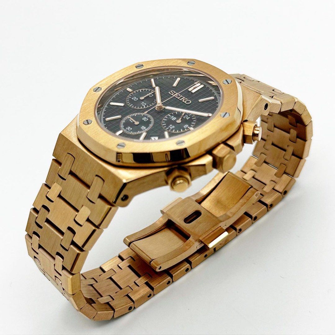 ROYAL OAK GOLD CHRONOGRAPH