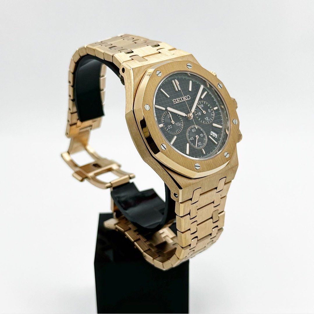 ROYAL OAK GOLD CHRONOGRAPH