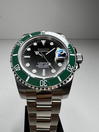 SUBMARINER STARBUCKS MOD
